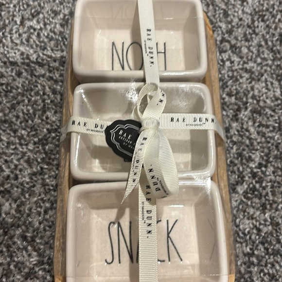 Lot of 2. Rae Dunn 3 pc Wooden Snack Tray. 3 pc lemon dessert plate /bowl. new - Picture 5 of 12